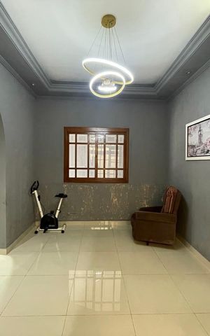 Casa à venda com 141m², 2 quartos e 2 vagas