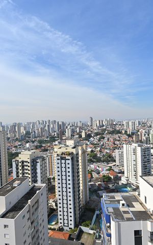 Apartamento para alugar com 165m², 4 quartos e 3 vagasVista da Suíte 1