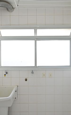 Apartamento para alugar com 165m², 4 quartos e 3 vagasLavanderia