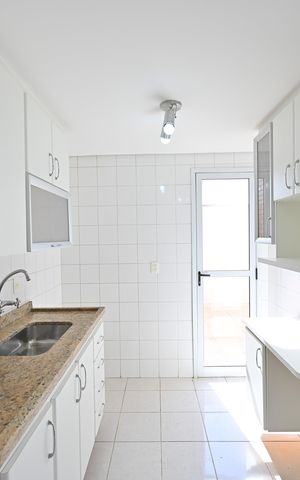 Apartamento para alugar com 165m², 4 quartos e 3 vagasCozinha