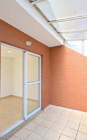 Apartamento para alugar com 165m², 4 quartos e 3 vagasVaranda