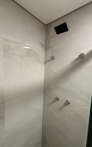 Apartamento à venda com 68m², 2 quartos e 1 vaga Apartamento à venda com 68m², 2 quartos e 1 vagaBanheiro da Suíte