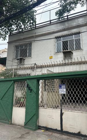 Casa à venda com 450m², 5 quartos e 4 vagas