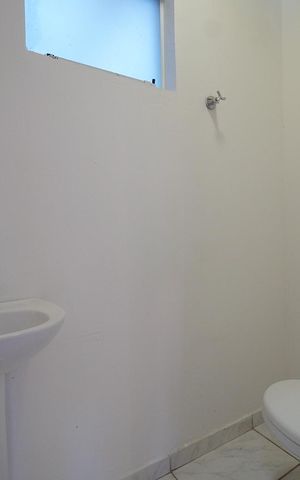 Casa para alugar com 56m², 2 quartos e 1 vagaLavabo