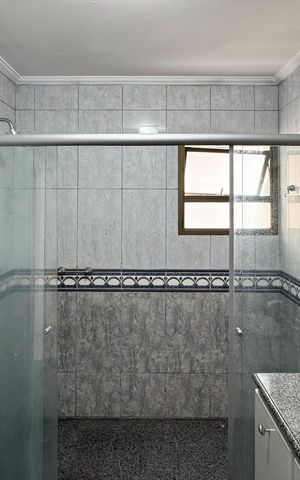 Apartamento à venda com 230m², 3 quartos e 3 vagas Apartamento à venda com 230m², 3 quartos e 3 vagasBanheiro - Suíte 1