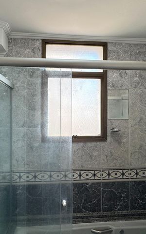 Apartamento à venda com 230m², 3 quartos e 3 vagas Apartamento à venda com 230m², 3 quartos e 3 vagasBanheiro - Suíte 3