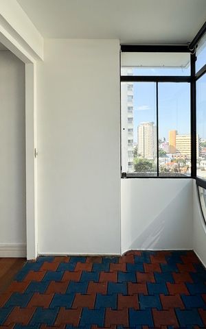 Apartamento à venda com 230m², 3 quartos e 3 vagas Apartamento à venda com 230m², 3 quartos e 3 vagasSacada