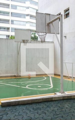 Apartamento à venda com 230m², 3 quartos e 3 vagas Apartamento à venda com 230m², 3 quartos e 3 vagasÁrea comum- Quadra