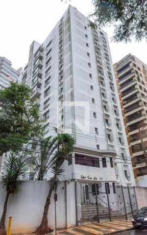 Apartamento à venda com 230m², 3 quartos e 3 vagas Apartamento à venda com 230m², 3 quartos e 3 vagasFachada