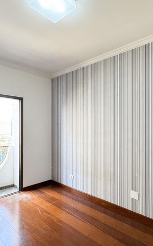 Apartamento à venda com 230m², 3 quartos e 3 vagas Apartamento à venda com 230m², 3 quartos e 3 vagasQuarto