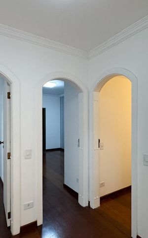 Apartamento à venda com 230m², 3 quartos e 3 vagas Apartamento à venda com 230m², 3 quartos e 3 vagasAcesso - Quartos