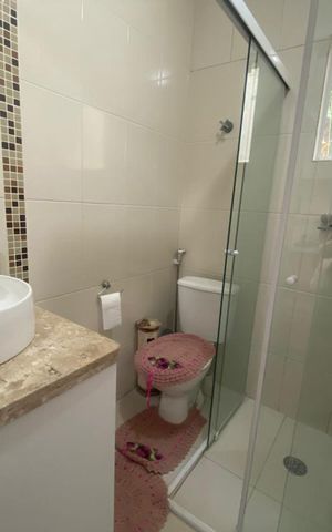 Casa de condomínio à venda com 110m², 3 quartos e 2 vagas Casa de condomínio à venda com 110m², 3 quartos e 2 vagasBanheiro