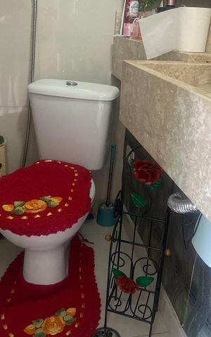 Casa de condomínio à venda com 110m², 3 quartos e 2 vagas Casa de condomínio à venda com 110m², 3 quartos e 2 vagasBanheiro