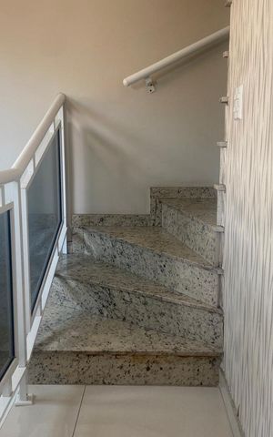 Casa de condomínio à venda com 110m², 3 quartos e 2 vagas Casa de condomínio à venda com 110m², 3 quartos e 2 vagasÁrea externa