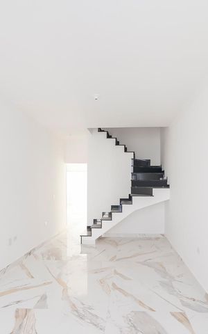Casa à venda com 116m², 3 quartos e 2 vagasSala