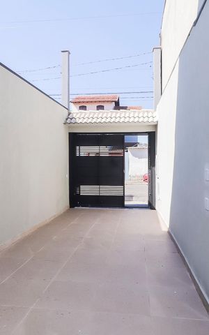 Casa à venda com 116m², 3 quartos e 2 vagasGaragem