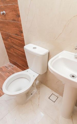 Casa à venda com 116m², 3 quartos e 2 vagasBanheiro Social