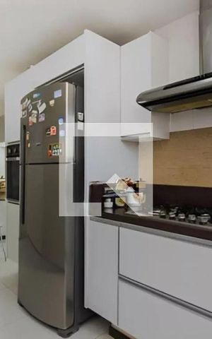 Apartamento à venda com 93m², 2 quartos e 1 vaga Apartamento à venda com 93m², 2 quartos e 1 vagaCozinha