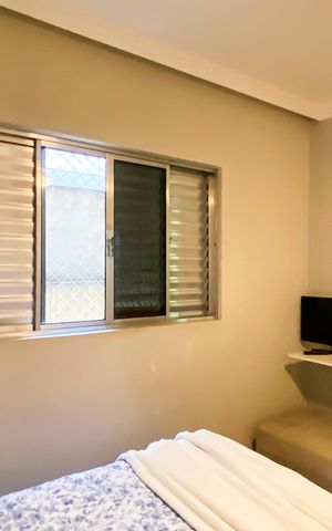 Casa à venda com 240m², 6 quartos e 3 vagas Casa à venda com 240m², 6 quartos e 3 vagasSuite