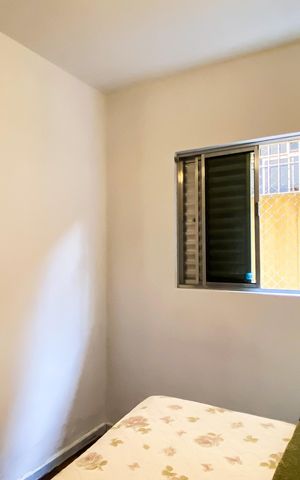 Casa à venda com 240m², 6 quartos e 3 vagas Casa à venda com 240m², 6 quartos e 3 vagasQuarto 2