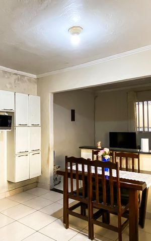 Casa à venda com 240m², 6 quartos e 3 vagas Casa à venda com 240m², 6 quartos e 3 vagasCasa 2 - Studio