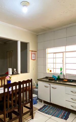 Casa à venda com 240m², 6 quartos e 3 vagas Casa à venda com 240m², 6 quartos e 3 vagasCasa 2 - Studio