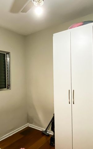 Casa à venda com 240m², 6 quartos e 3 vagas Casa à venda com 240m², 6 quartos e 3 vagasQuarto 2