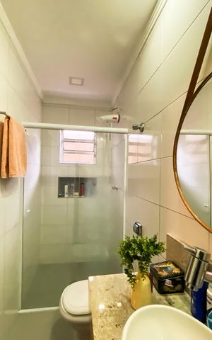 Casa à venda com 240m², 6 quartos e 3 vagas Casa à venda com 240m², 6 quartos e 3 vagasBanheiro da Suíte