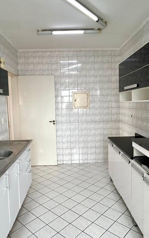 Apartamento à venda com 85m², 3 quartos e 1 vaga Apartamento à venda com 85m², 3 quartos e 1 vagaCozinha
