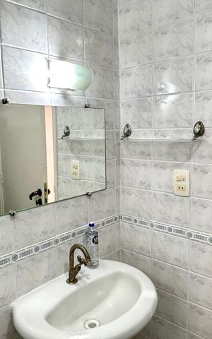 Apartamento à venda com 85m², 3 quartos e 1 vaga Apartamento à venda com 85m², 3 quartos e 1 vagaBanheiro