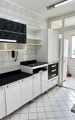 Apartamento à venda com 85m², 3 quartos e 1 vaga Apartamento à venda com 85m², 3 quartos e 1 vagaCozinha