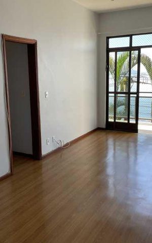 Apartamento à venda com 98m², 2 quartos e 1 vaga