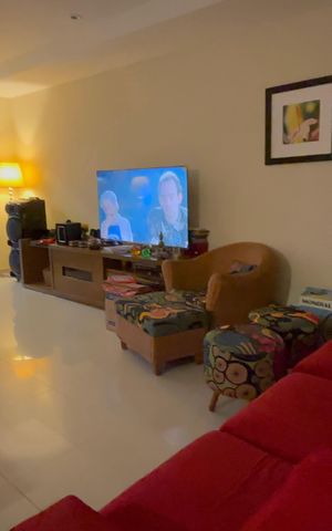 Casa de condomínio à venda com 360m², 4 quartos e 4 vagas Casa de condomínio à venda com 360m², 4 quartos e 4 vagasSala