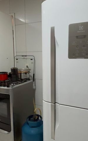 Casa de condomínio à venda com 360m², 4 quartos e 4 vagas Casa de condomínio à venda com 360m², 4 quartos e 4 vagasCozinha