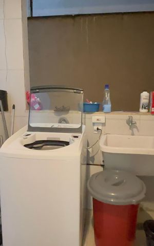 Casa de condomínio à venda com 360m², 4 quartos e 4 vagas Casa de condomínio à venda com 360m², 4 quartos e 4 vagasÁrea de Serviço