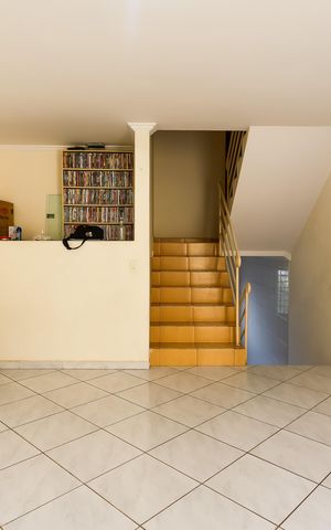 Casa à venda com 150m², 2 quartos e 1 vaga Casa à venda com 150m², 2 quartos e 1 vagasala sala