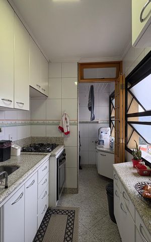 Apartamento à venda com 77m², 3 quartos e 2 vagas Apartamento à venda com 77m², 3 quartos e 2 vagasCozinha