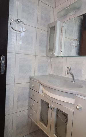Casa à venda com 135m², 3 quartos e 2 vagasBanheiro 1