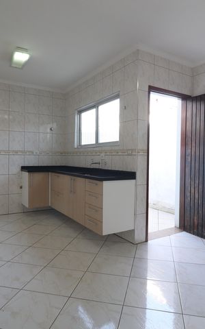 Casa à venda com 135m², 3 quartos e 2 vagasCozinha