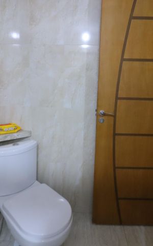Casa à venda com 155m², 3 quartos e 2 vagasBanheiro 1