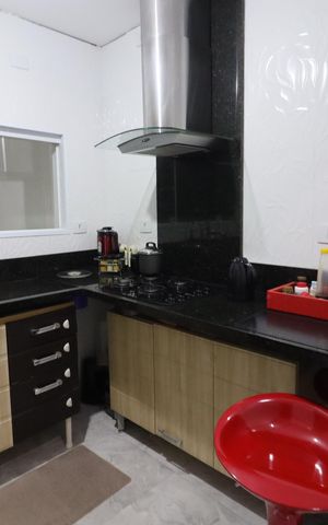 Casa à venda com 155m², 3 quartos e 2 vagasCozinha