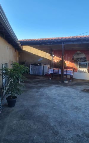 Casa para alugar com 130m², 3 quartos e 1 vaga