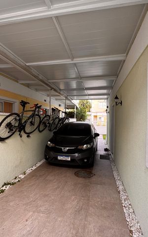 Casa de condomínio para alugar com 226m², 3 quartos e 3 vagas Casa de condomínio para alugar com 226m², 3 quartos e 3 vagasÁrea externa