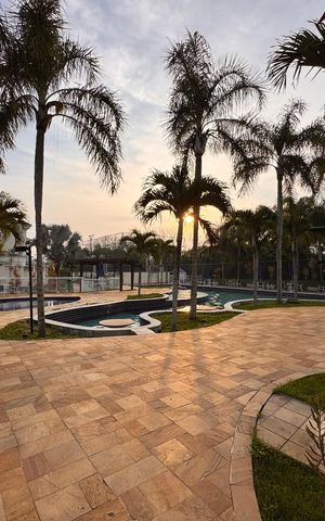 Casa de condomínio para alugar com 226m², 3 quartos e 3 vagas Casa de condomínio para alugar com 226m², 3 quartos e 3 vagasÁrea comum