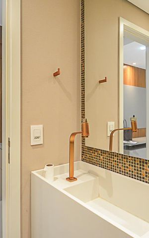Apartamento à venda com 131m², 3 quartos e 2 vagas Apartamento à venda com 131m², 3 quartos e 2 vagasLavabo