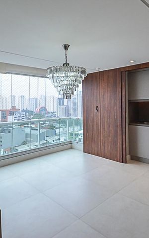 Apartamento à venda com 131m², 3 quartos e 2 vagas Apartamento à venda com 131m², 3 quartos e 2 vagasVaranda gourmet