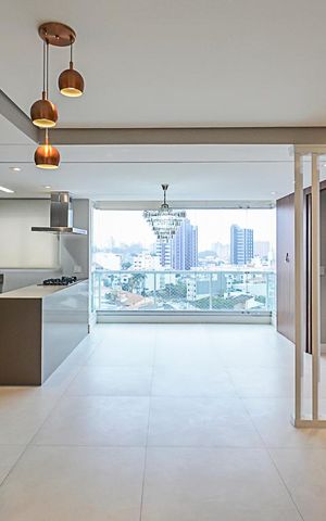 Apartamento à venda com 131m², 3 quartos e 2 vagas Apartamento à venda com 131m², 3 quartos e 2 vagasSala