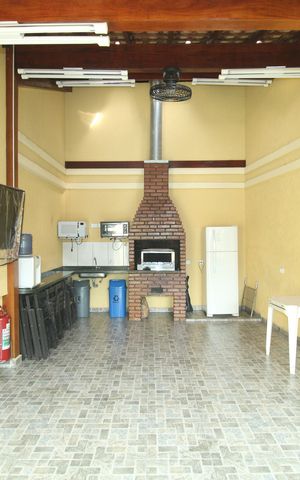Casa de condomínio à venda com 115m², 3 quartos e 2 vagasÁrea Comum