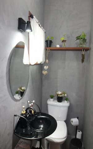 Casa de condomínio à venda com 115m², 3 quartos e 2 vagasLavabo