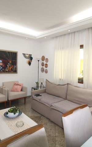 Casa de condomínio à venda com 115m², 3 quartos e 2 vagasSala